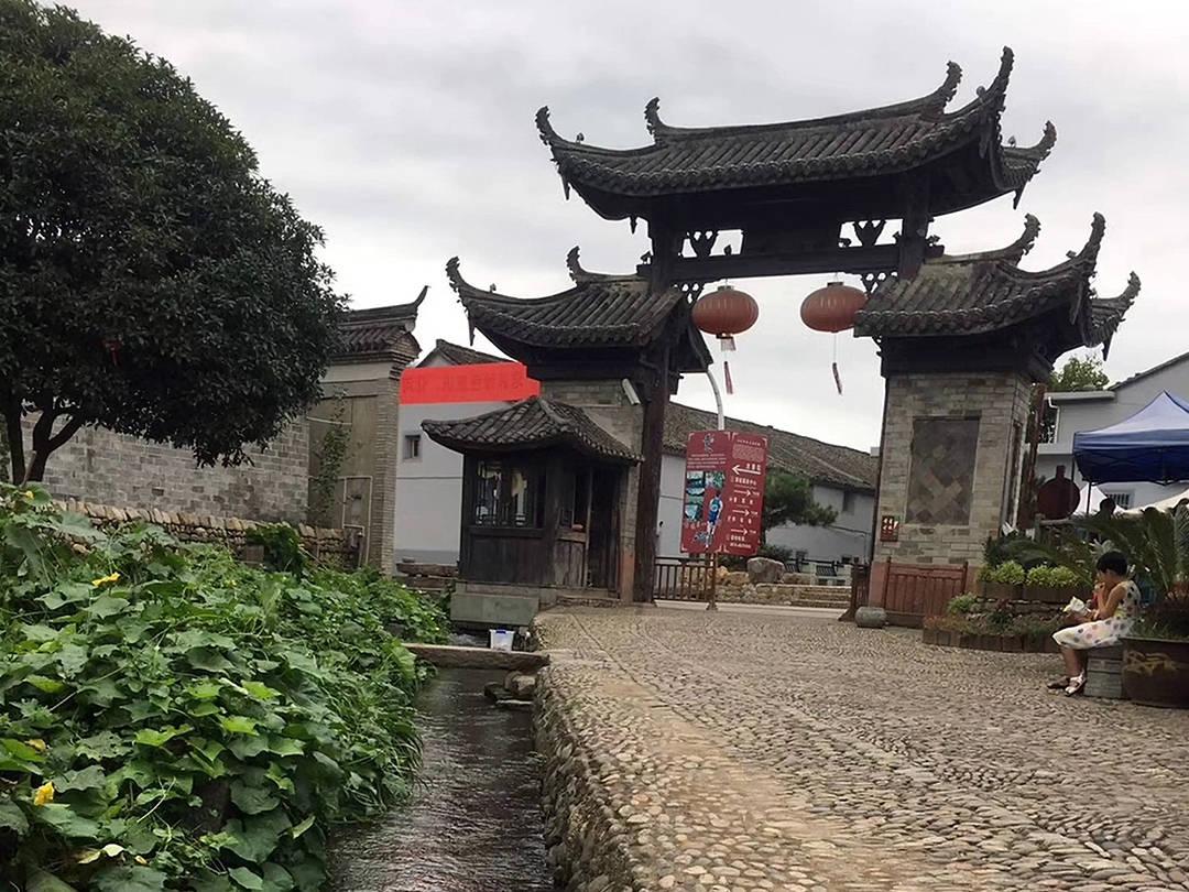 中国移动黑龙江公司举办“万福迎春”移动书协助力乡村振兴活动